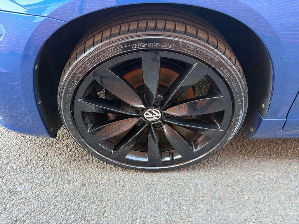 Volkswagen Scirocco 2.0 Tsi R-line Black Edition Hatchback Blue #2