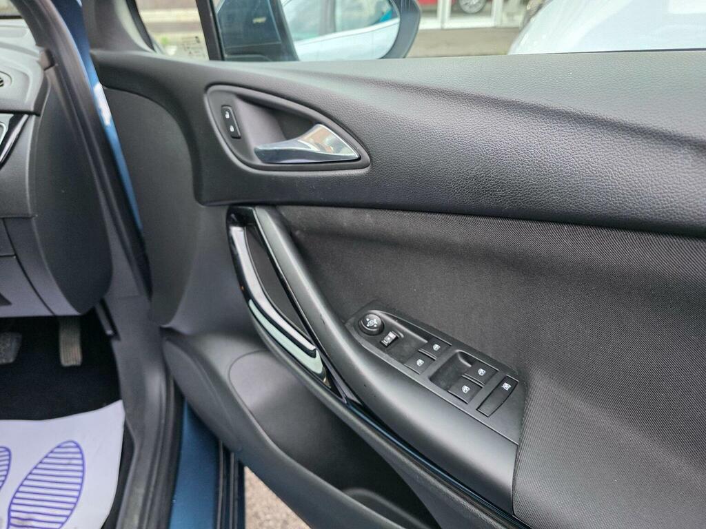 Vauxhall Astra Astra Elite Blue #33