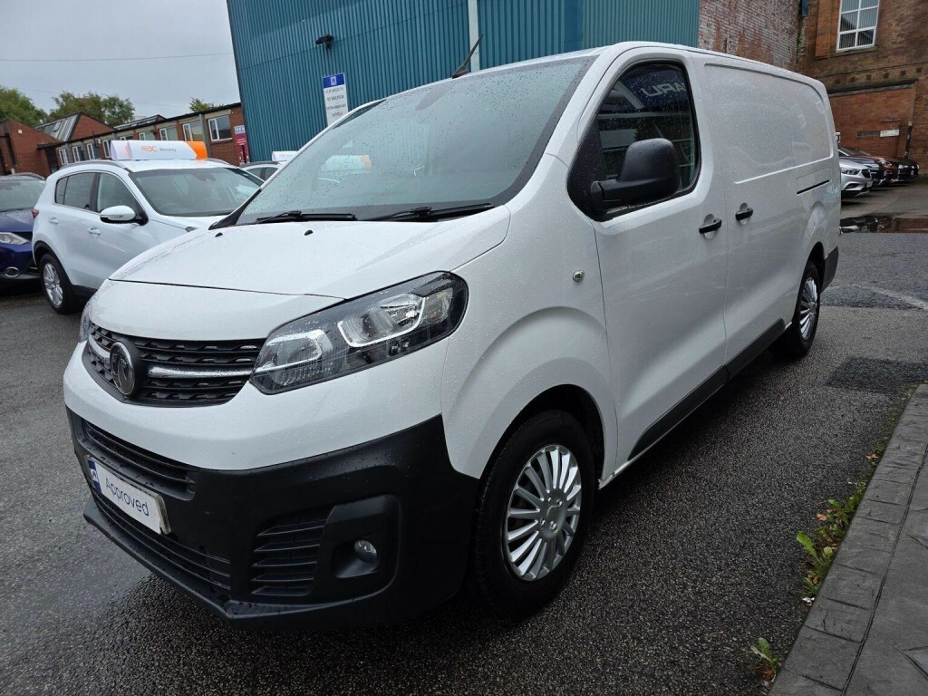 Vauxhall Vivaro Panel Van White #38