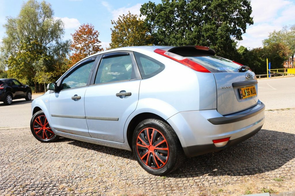 Ford Focus 1.6 LX Silver #3
