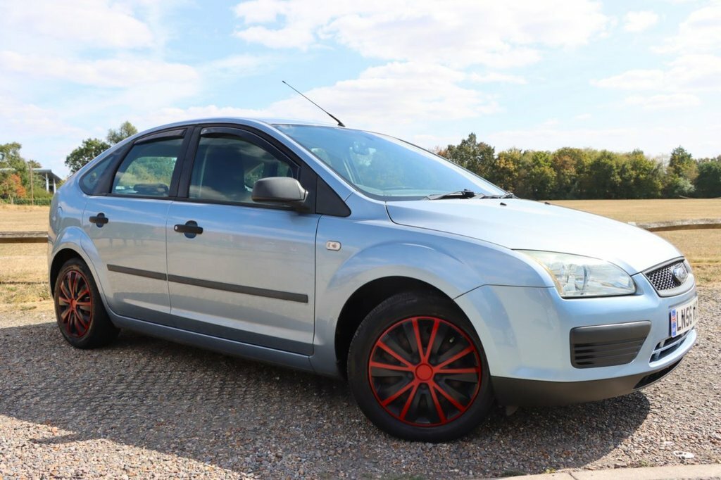 Ford Focus 1.6 LX Silver #2