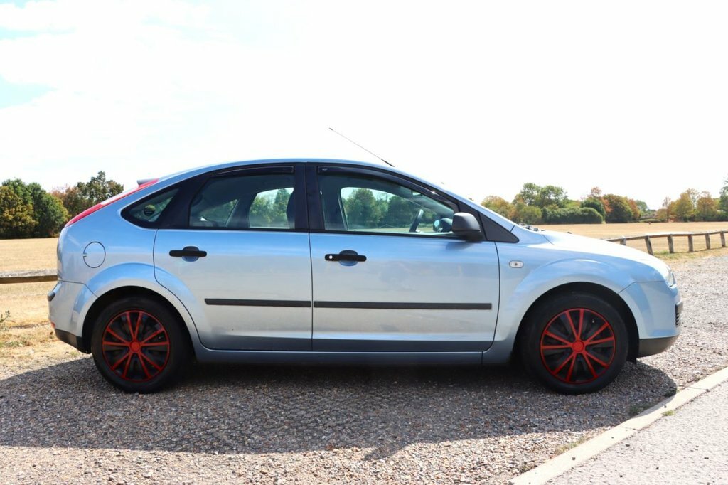 Ford Focus 1.6 LX Silver #5