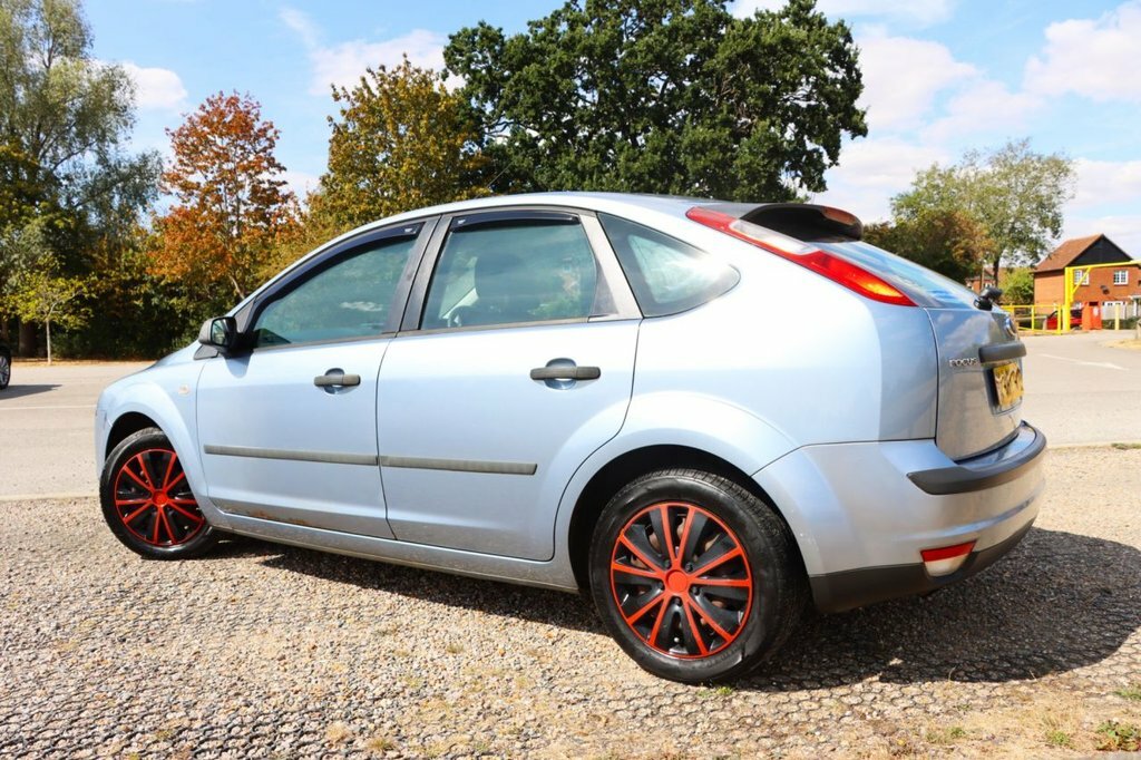 Ford Focus 1.6 LX Silver #4