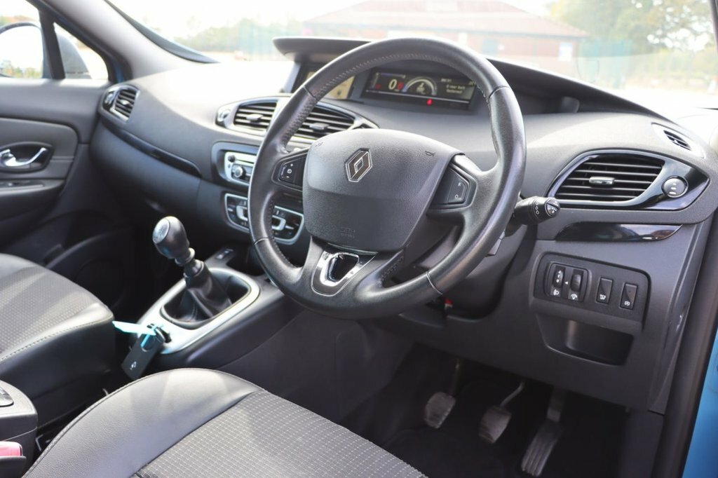 Renault Scenic Mpv  #12