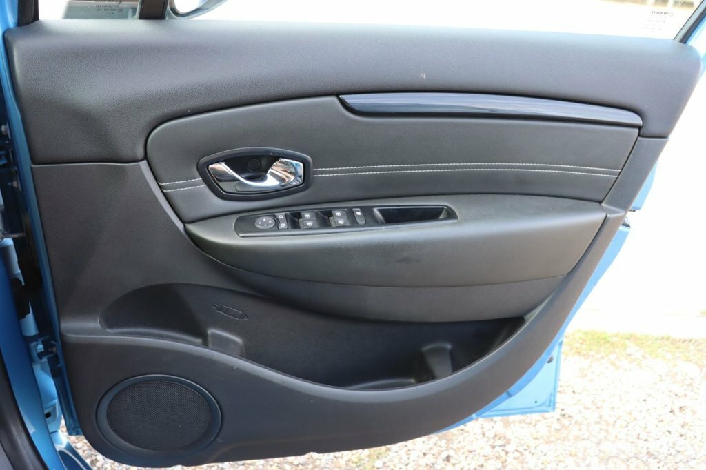 Renault Scenic Mpv  #24