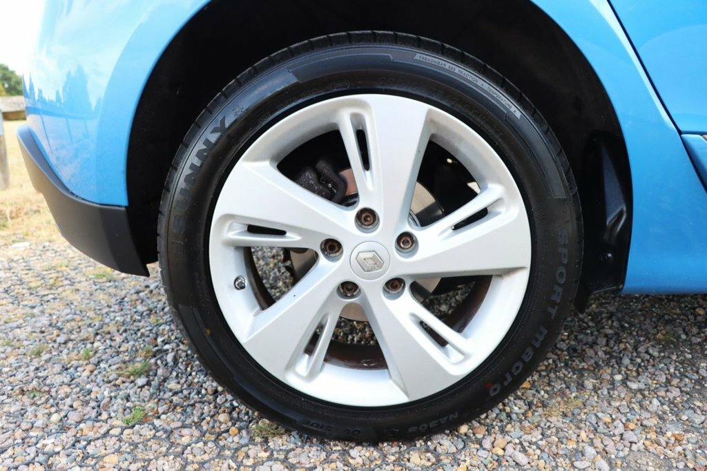 Renault Scenic Mpv  #17