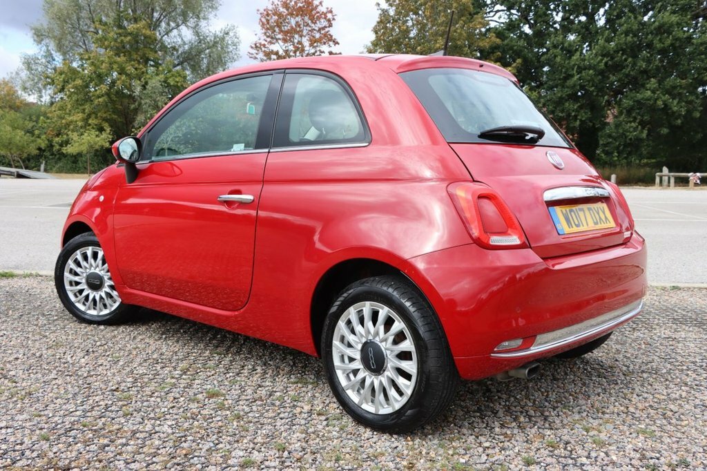 Fiat 500 1.2L Lounge Red #3