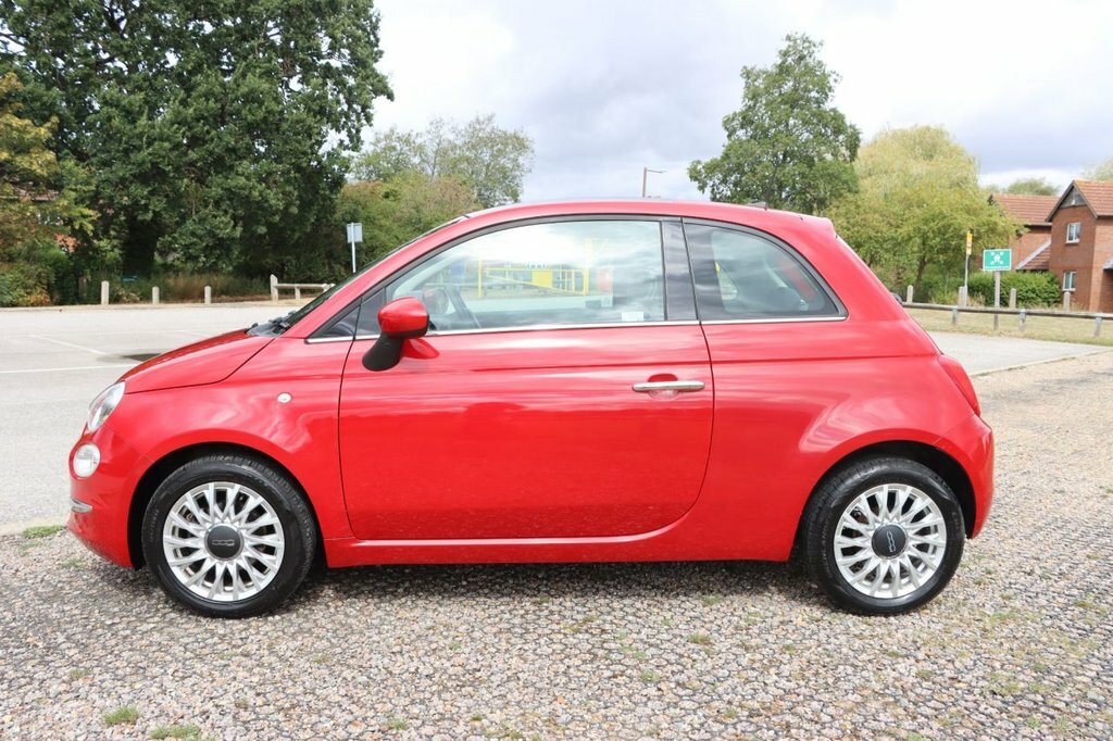 Fiat 500 1.2L Lounge Red #6