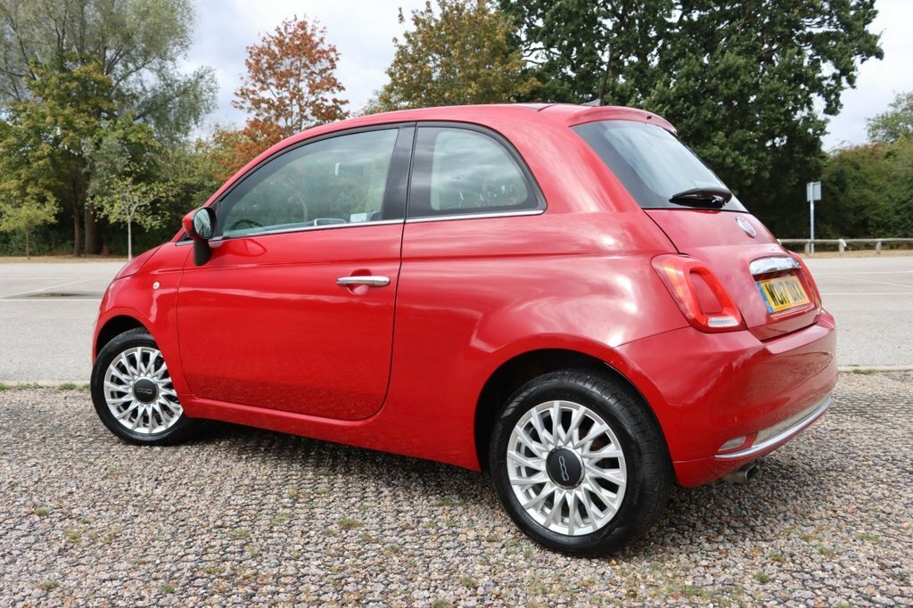 Fiat 500 1.2L Lounge Red #4