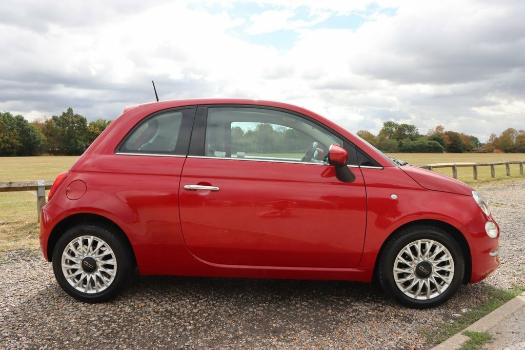 Fiat 500 1.2L Lounge Red #5