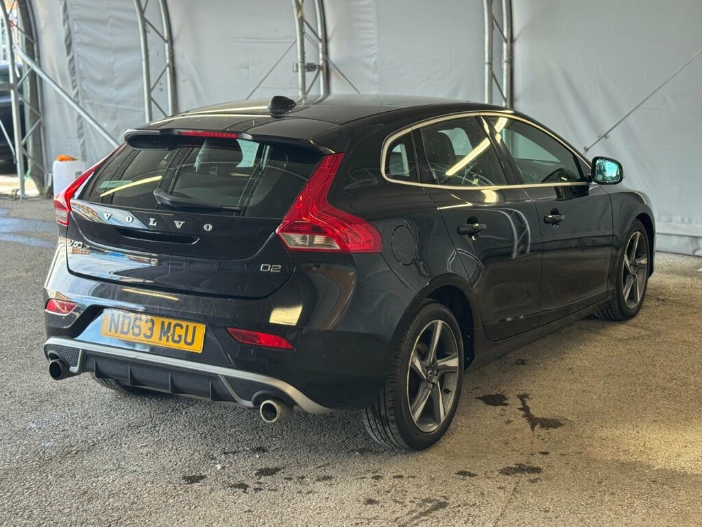 Volvo V40 1.6 D2 R-design Euro 5 Ss ND63MGU Black #5