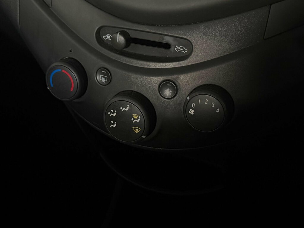 Chevrolet Spark Hatchback  #32