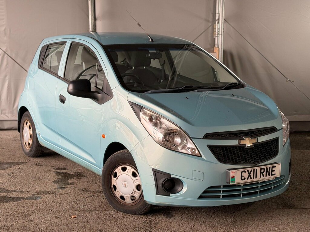 Chevrolet Spark Hatchback  #34