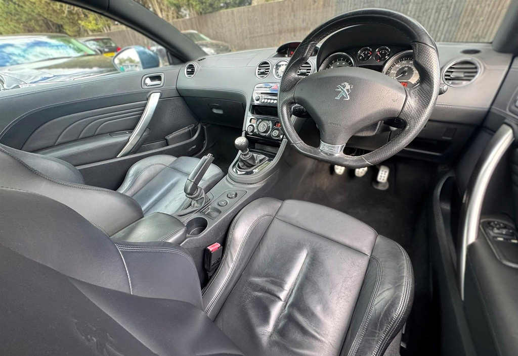 Peugeot RCZ Red #27