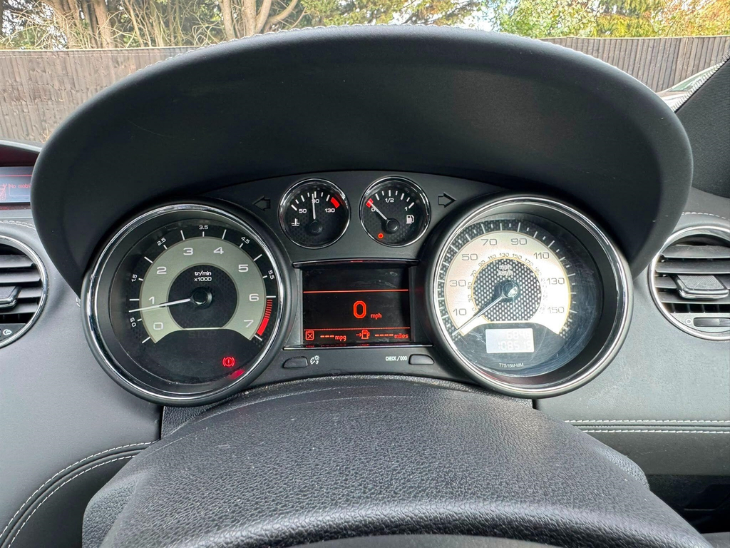 Peugeot RCZ Red #41