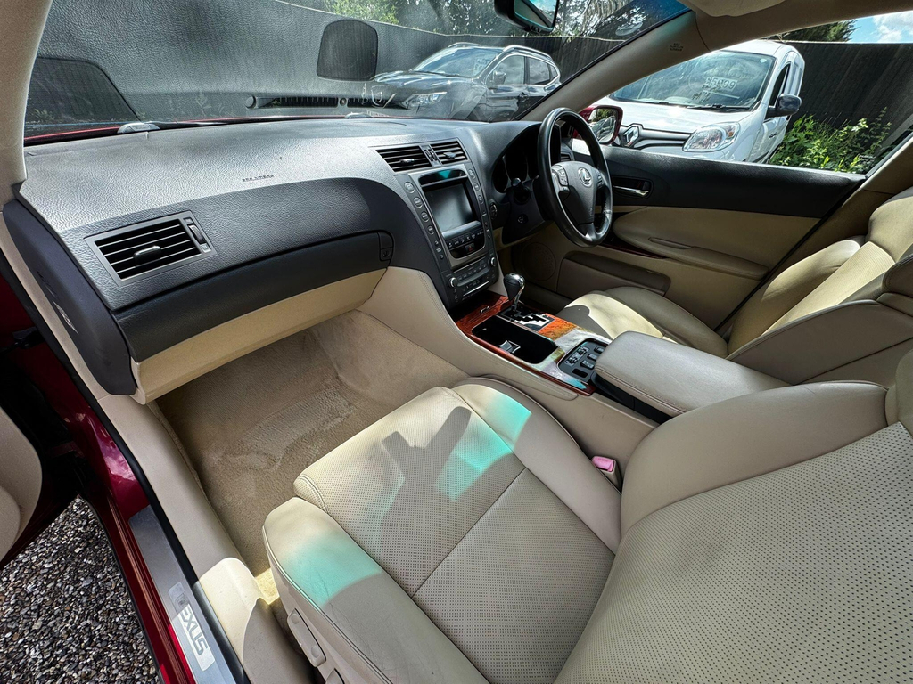 Lexus GS Saloon Black #44