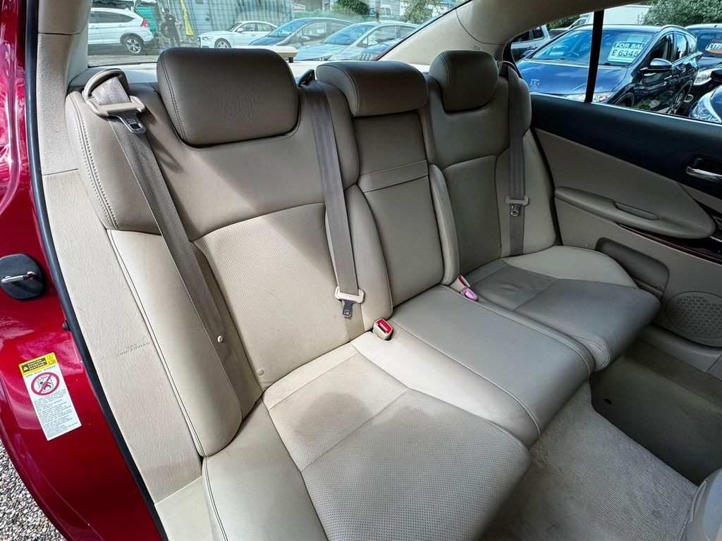 Lexus GS Saloon Black #36