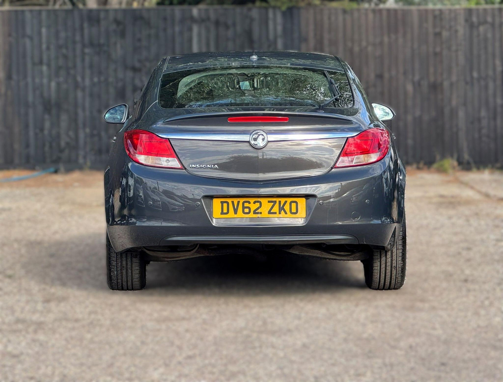 Vauxhall Insignia Hatchback Silver #13