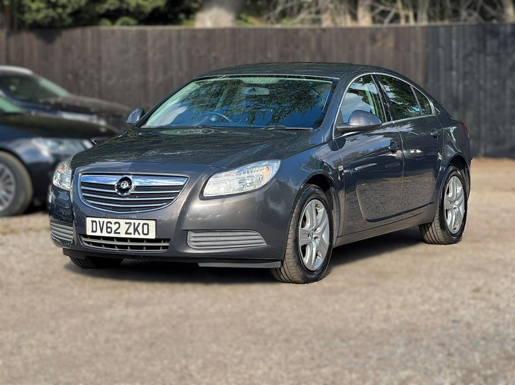 Vauxhall Insignia Hatchback Silver #9