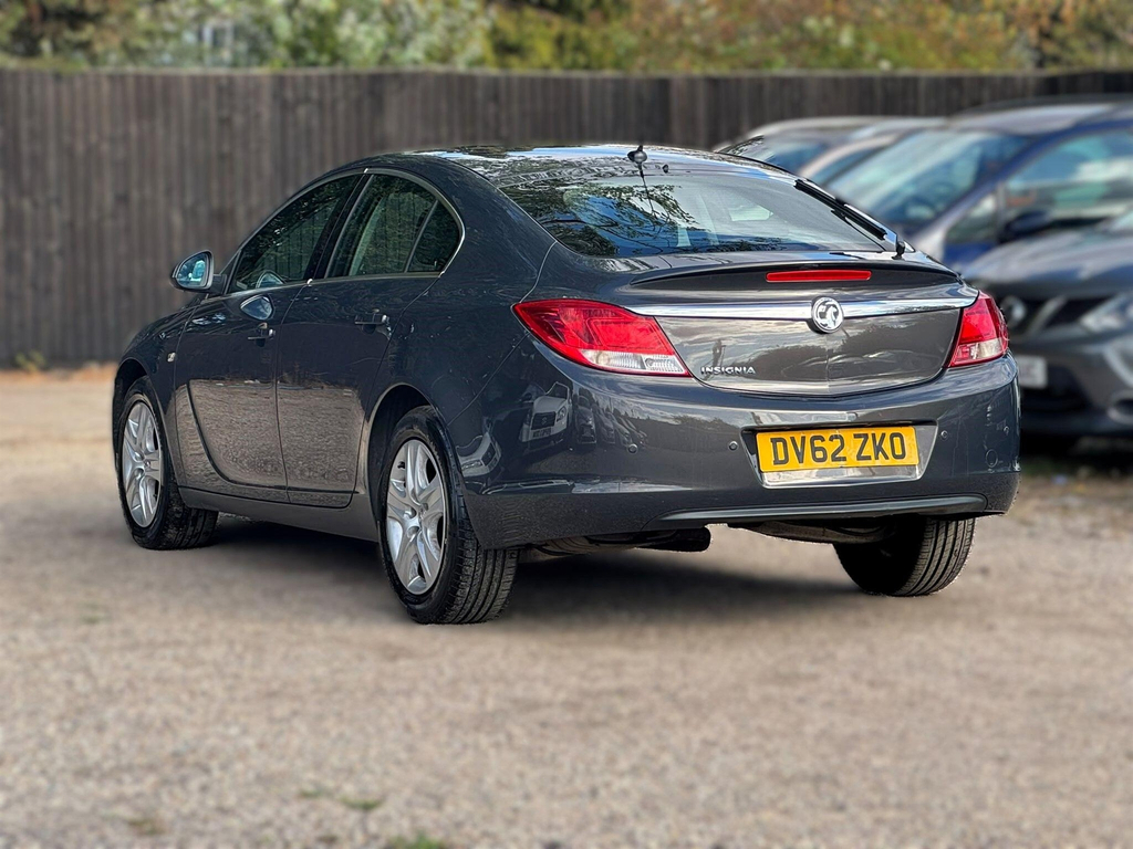 Vauxhall Insignia Hatchback Silver #12