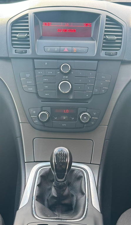 Vauxhall Insignia Hatchback Silver #23