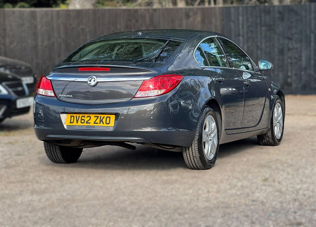 Vauxhall Insignia Hatchback Silver #15