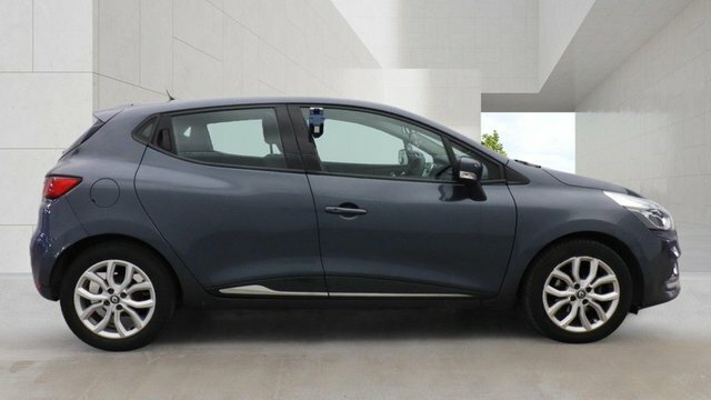 Renault Clio 2017 0.9 Tce Dynamique Nav Hatchback Ma LX67ZGZ Grey #2