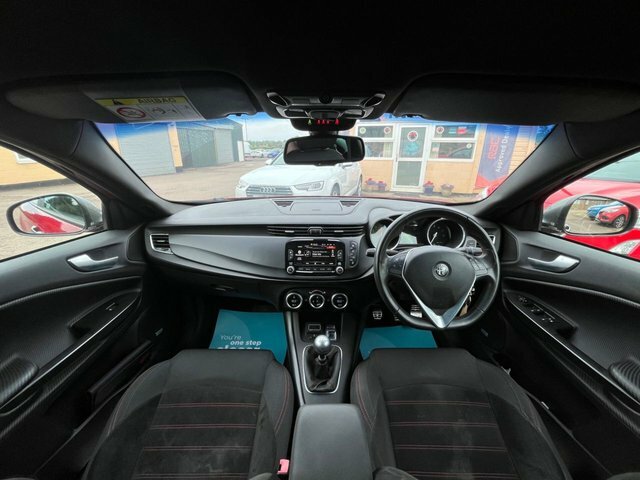Alfa Romeo Giulietta Hatchback Blue #9