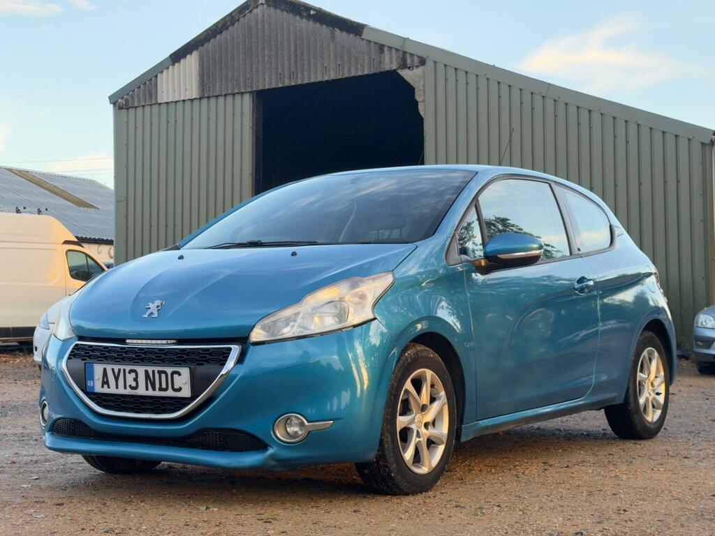 Peugeot 208 Hatchback 1.2 Vti Allure 2013 Blue #37