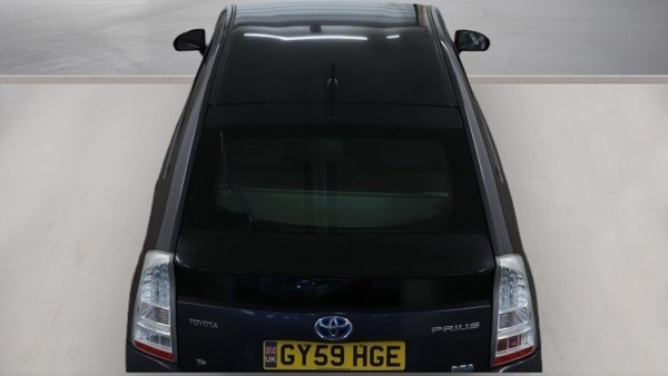 Toyota Prius 1.5L Null Silver #8