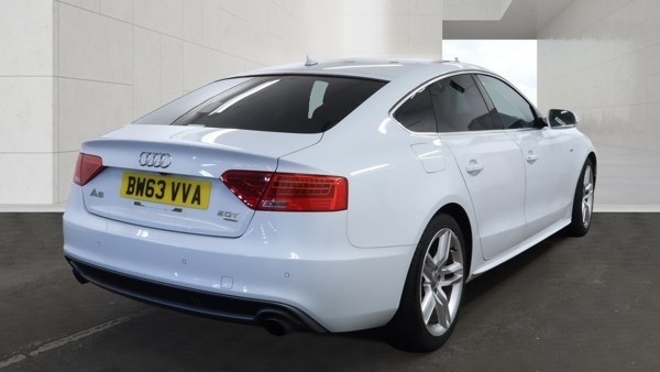 Audi A5 2.0 Tfsi Se Sportback White #6