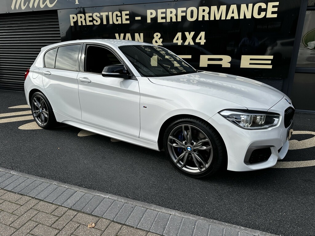 BMW 1 Series Hatchback 3.0 M135i 5-Door 201616 White