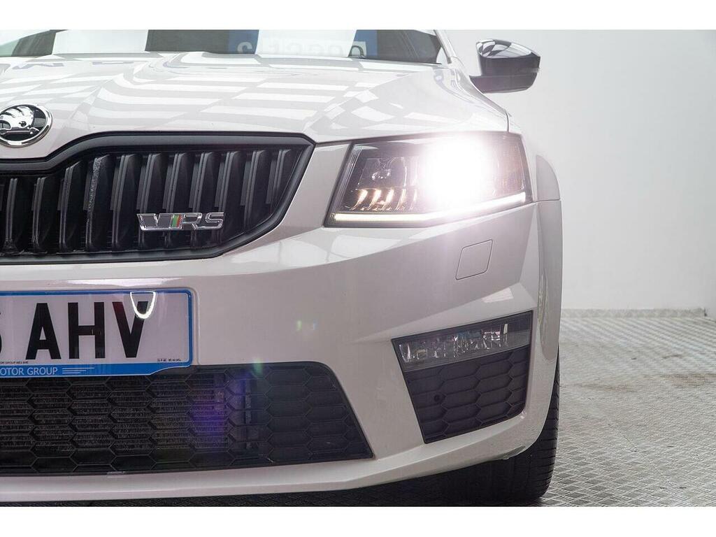 Skoda Octavia 2.0 Tdi Vrs Dsg Euro 6 Ss Snav White #3