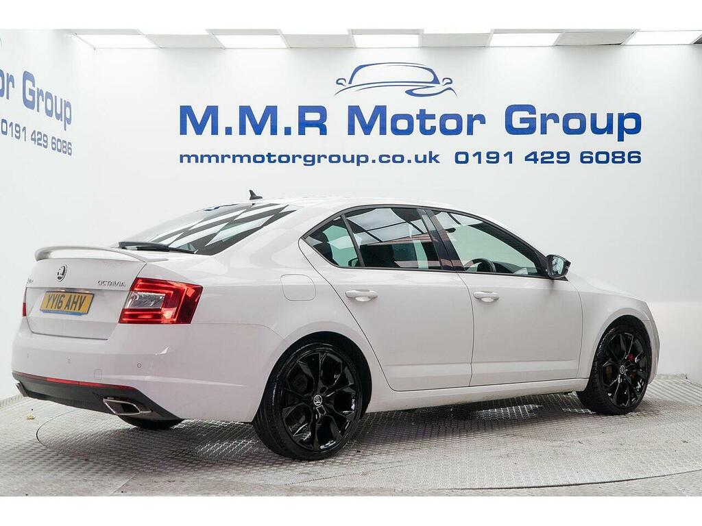 Skoda Octavia 2.0 Tdi Vrs Dsg Euro 6 Ss Snav White #4