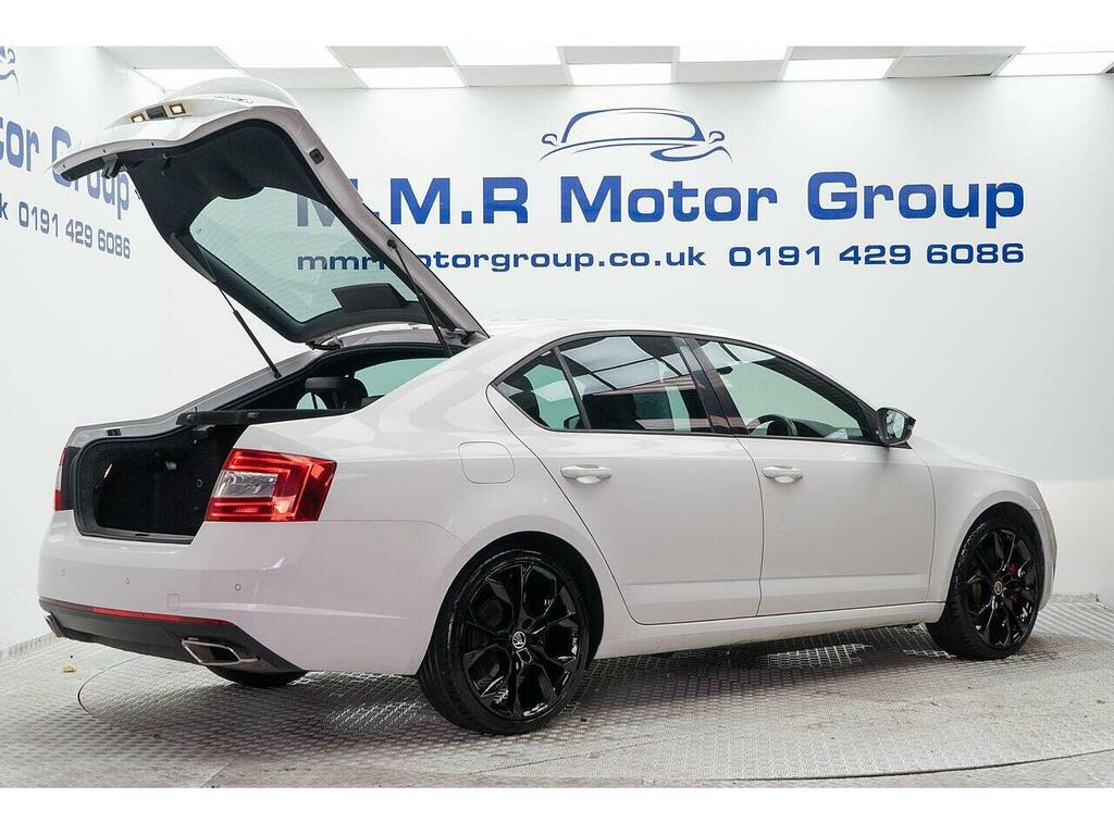 Skoda Octavia 2.0 Tdi Vrs Dsg Euro 6 Ss Snav White #5