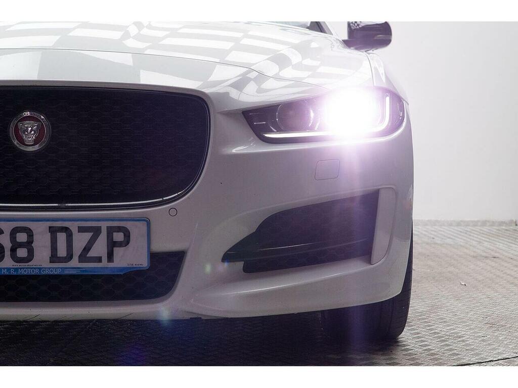 Jaguar XE 2.0D R-sport Awd Euro 6 Ss White #2