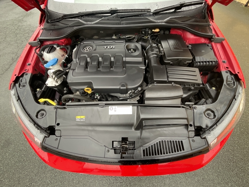 Volkswagen Scirocco Black Edition Tdi Red #4