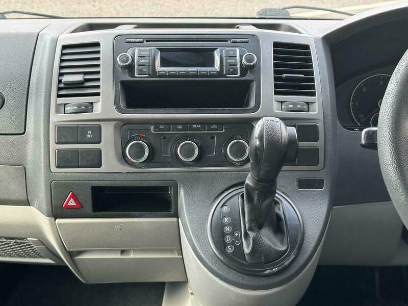 Volkswagen Transporter Shuttle Shuttle T30 Silver #31