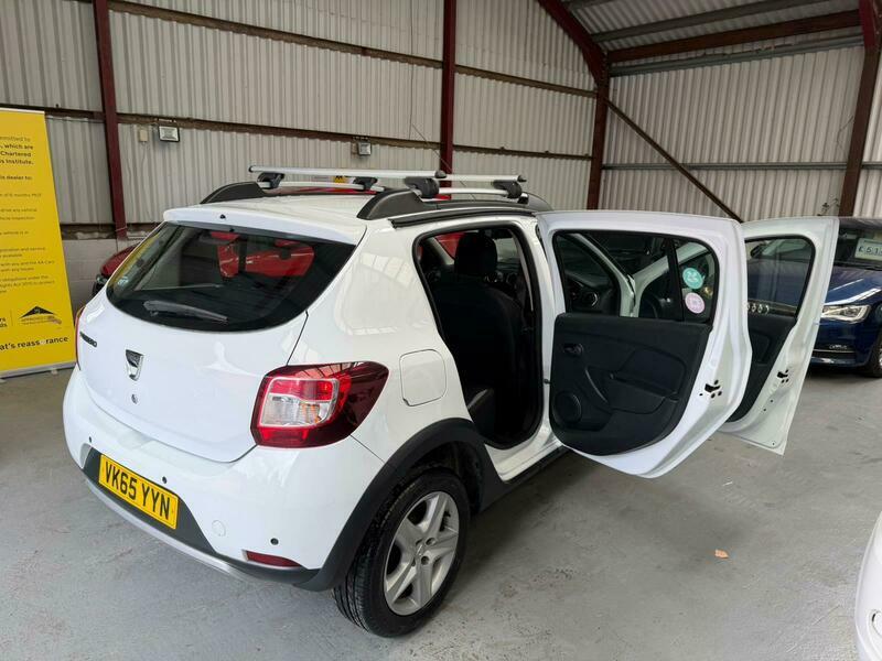 Dacia Sandero Stepway Hatchback Blue #9