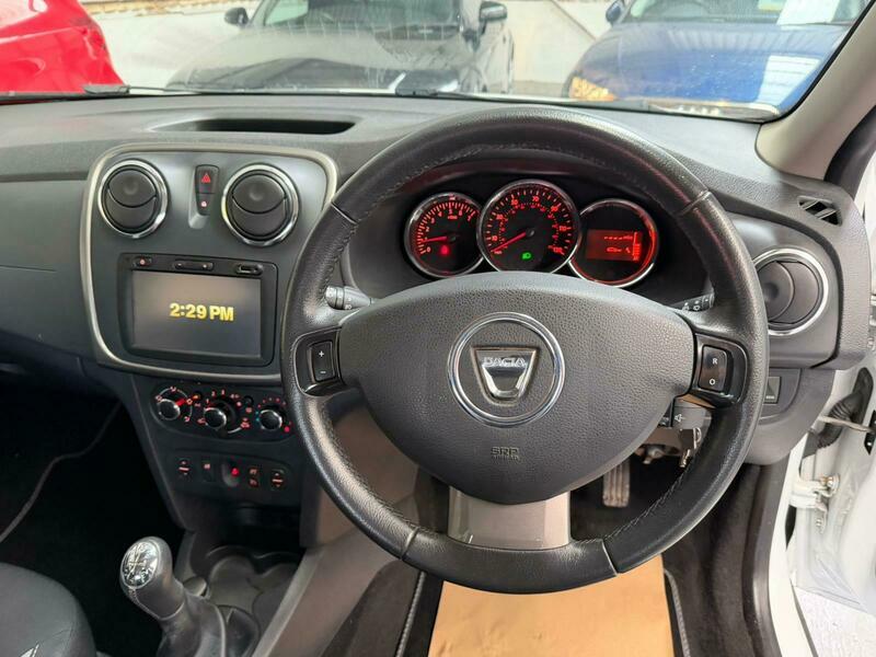Dacia Sandero Stepway Hatchback Blue #15