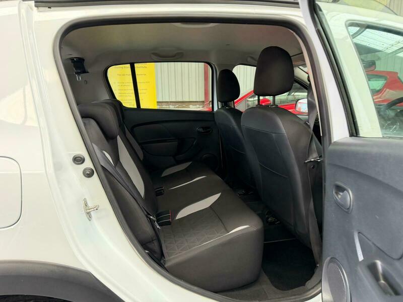 Dacia Sandero Stepway Hatchback Blue #14
