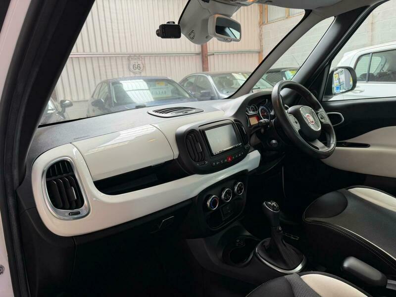 Fiat 500L Multijet Pop White #19