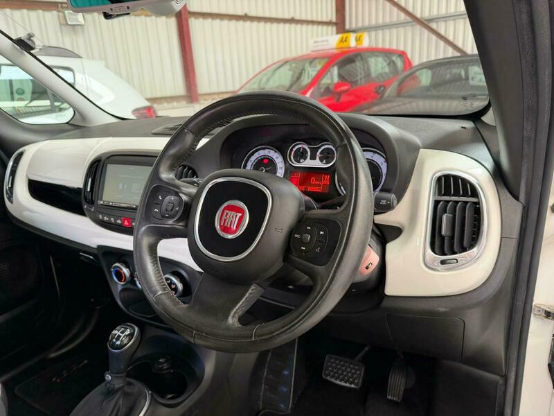 Fiat 500L Multijet Pop White #12