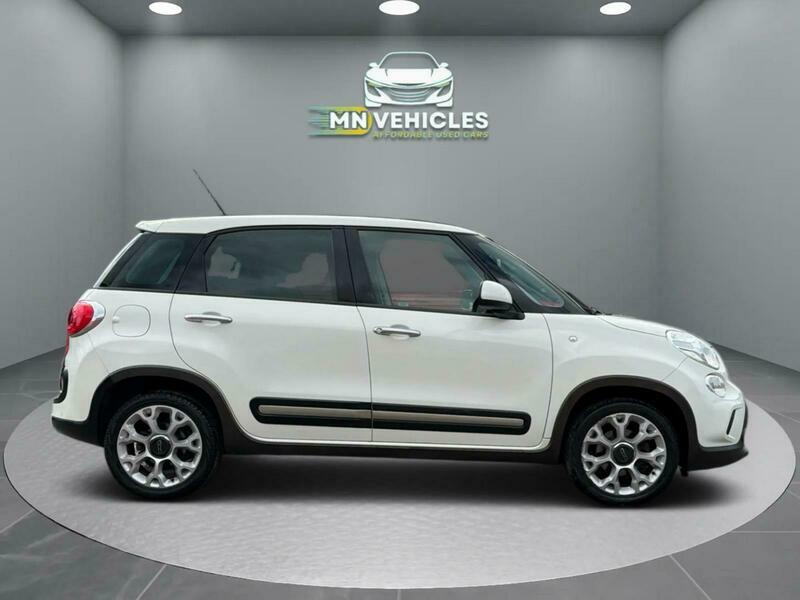 Fiat 500L Multijet Trekking Dualogic White #4