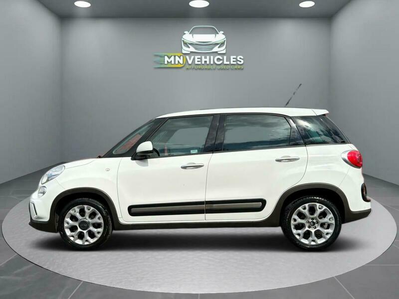 Fiat 500L Multijet Trekking Dualogic White #5