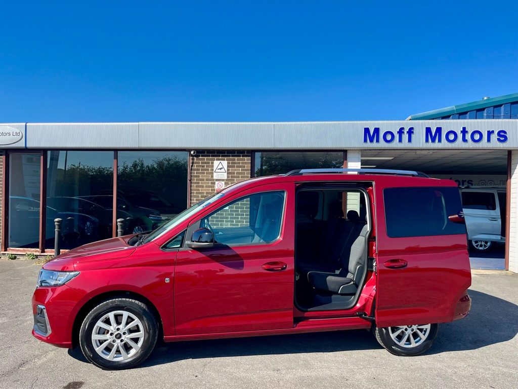 Ford Tourneo Connect 2.0 Ecoblue Titanium Euro 6 Ss #6