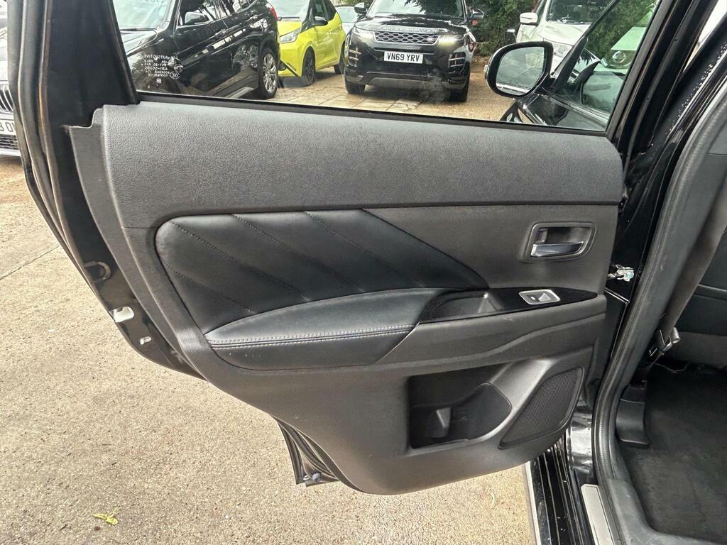 Mitsubishi Outlander Dynamic Grey #27