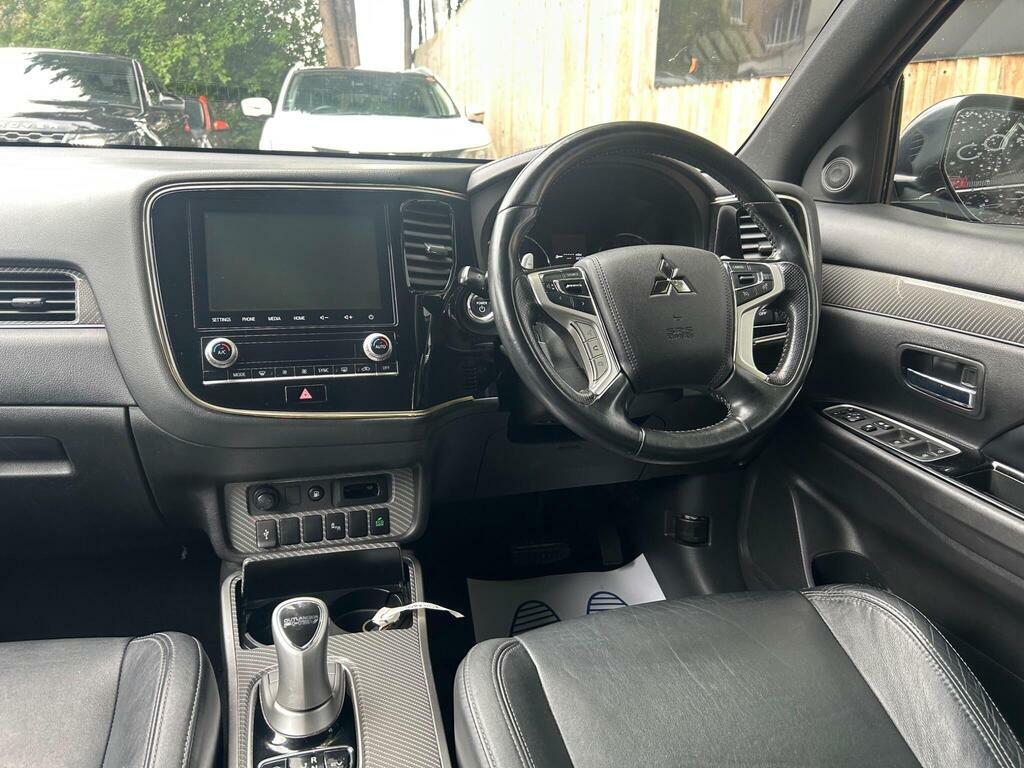 Mitsubishi Outlander Dynamic Grey #24
