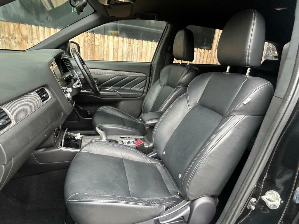 Mitsubishi Outlander Dynamic Grey #26