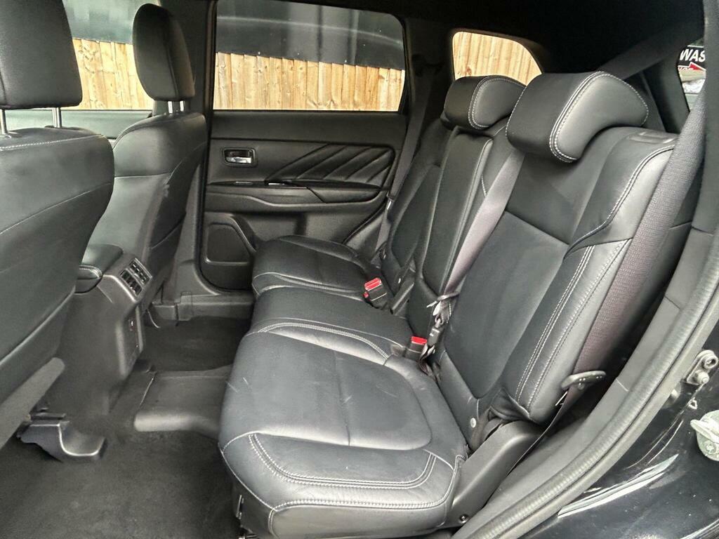 Mitsubishi Outlander Dynamic Grey #28